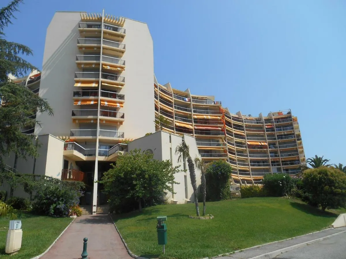 Appartement Le France - Vacances Cote D'Azur Mandelieu-la-Napoule 0*,  France