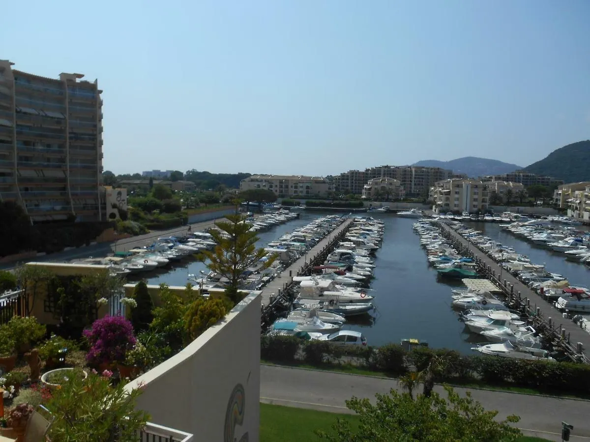 Appartement Le France - Vacances Cote D'Azur Mandelieu-la-Napoule 0*,